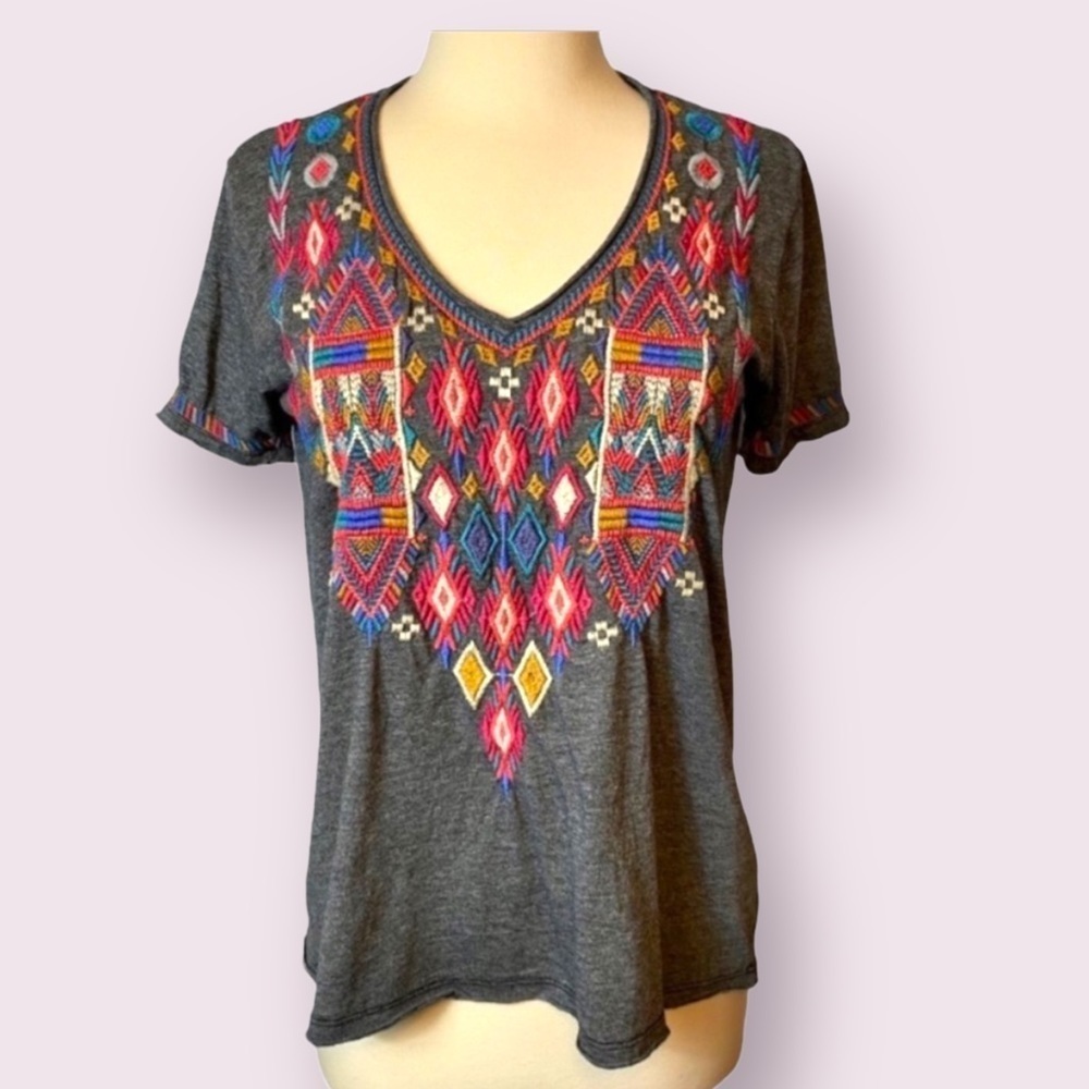 Johnny Was Embroidered top size XS